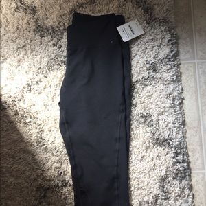 NWT Zella crop leggings